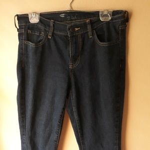 Old navy flirt Jeans size 8 short